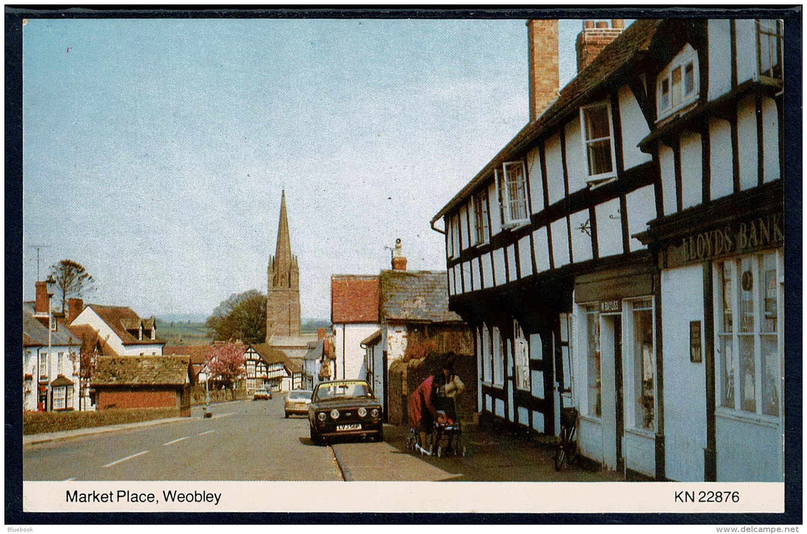 RB 1186 -  2 Postcards - Lloyds Bank &amp; Telephone Box - Market Place Weobley Herefordshire - Herefordshire