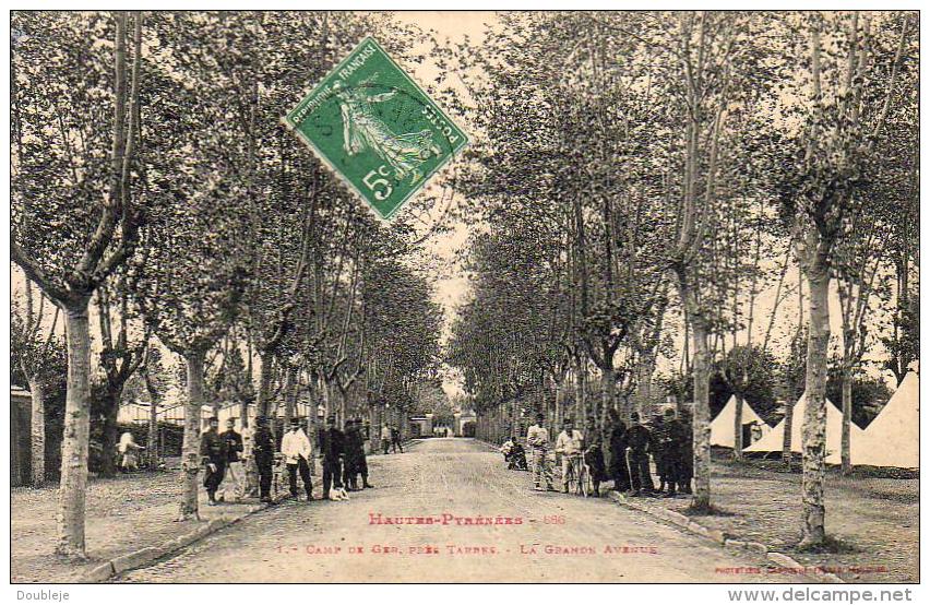 D65  TARBES  Camp De Ger, Près Tarbes- La Grande Avenue   ..... - Tarbes