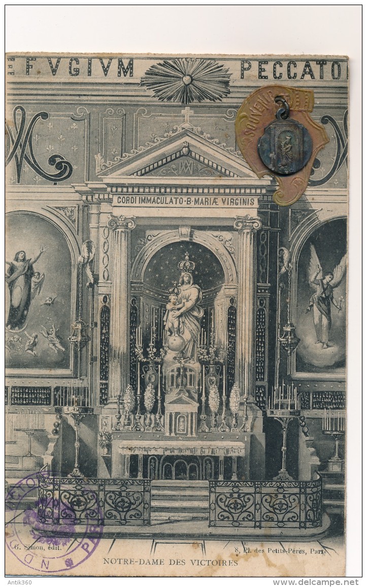 CPA Image Pieuse Notre Dame Des Victoires Avec Médaille Datée De Du 17 Octobre 1914 - Luoghi Santi
