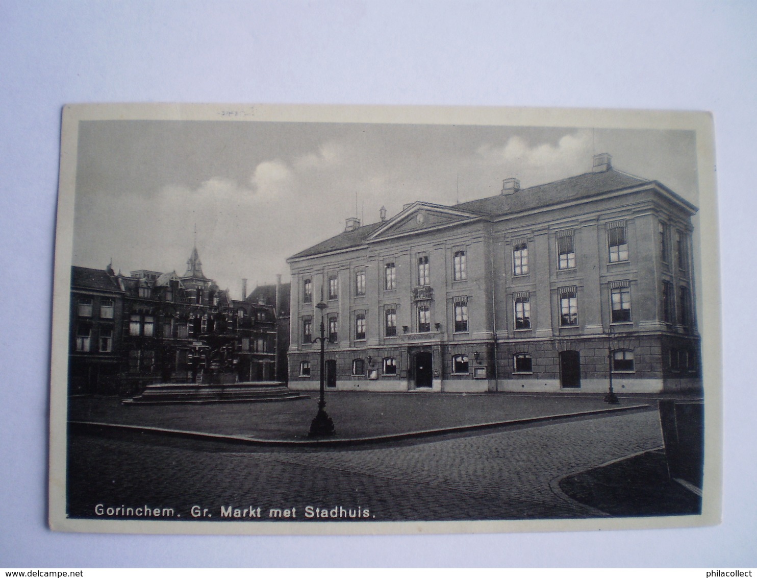 Gorinchem // Gr. Markt Met Stadhuis Gelopen 1940 - Gorinchem