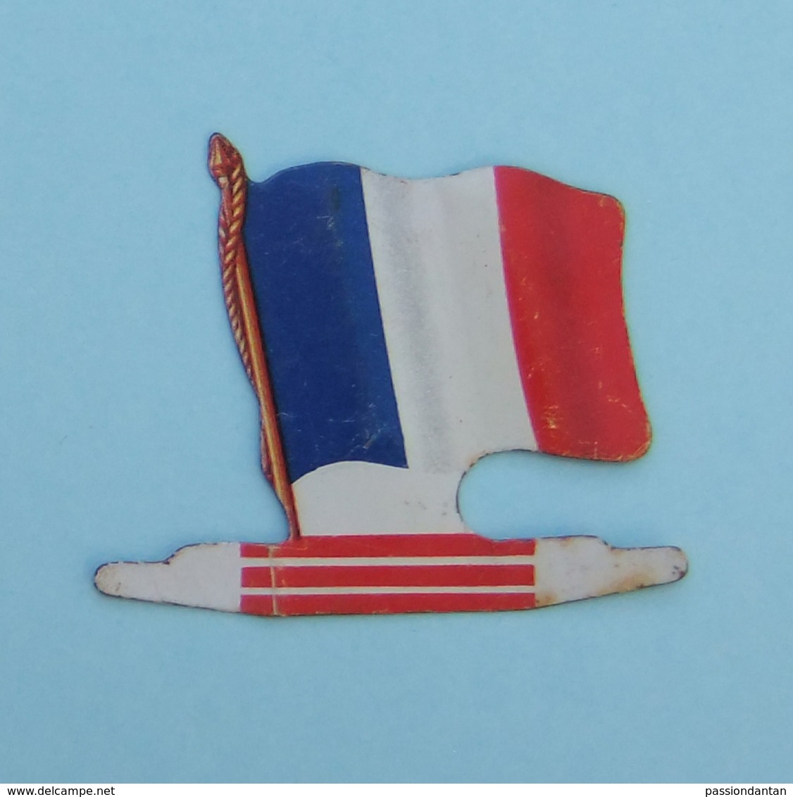 Drapeau Métallique - L'Alsacienne Biscuits - France - Autres & Non Classés