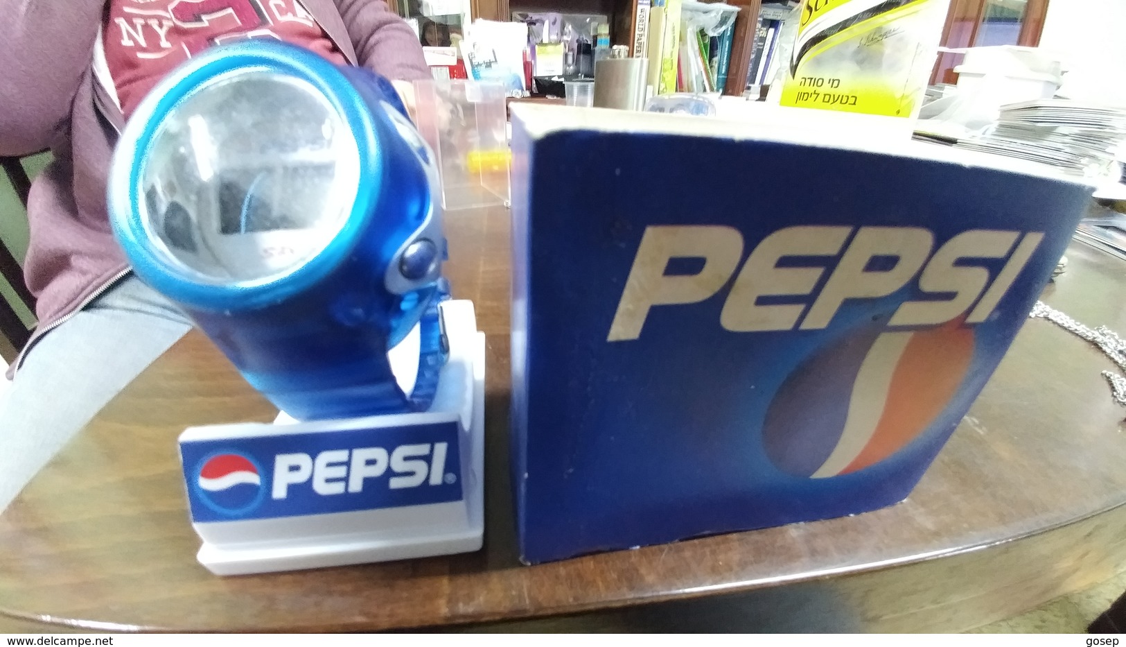 Israel-PEPSI-a Wrist Watch-an Elegant Next Door-quartz(62)-used Good Payler - Other & Unclassified