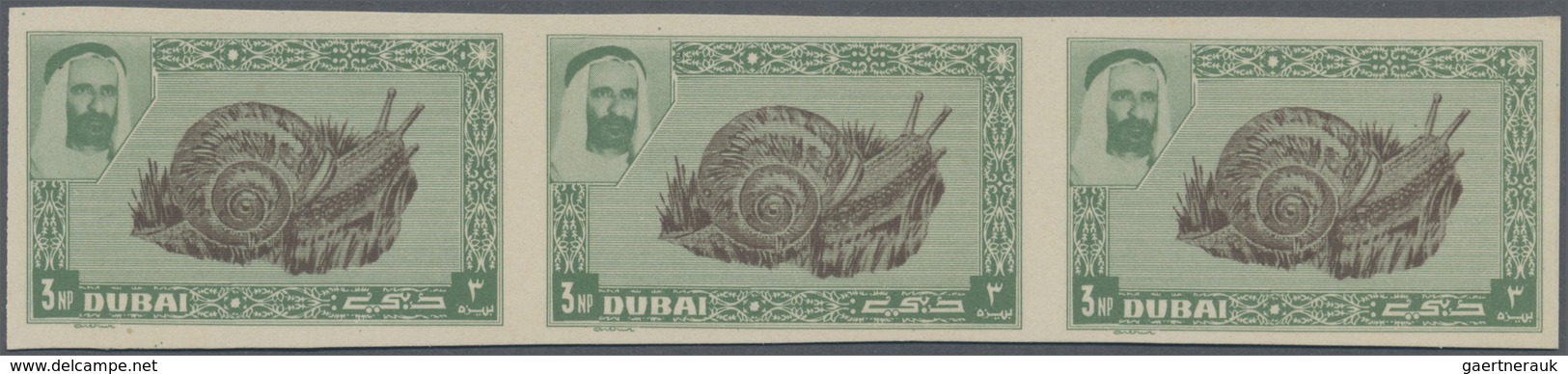 ** Dubai: 1963, Banded River Snail 3np. With OFFSET Of Green Frame In An Imperf. Horiz. Strip Of 3, Min - Dubai