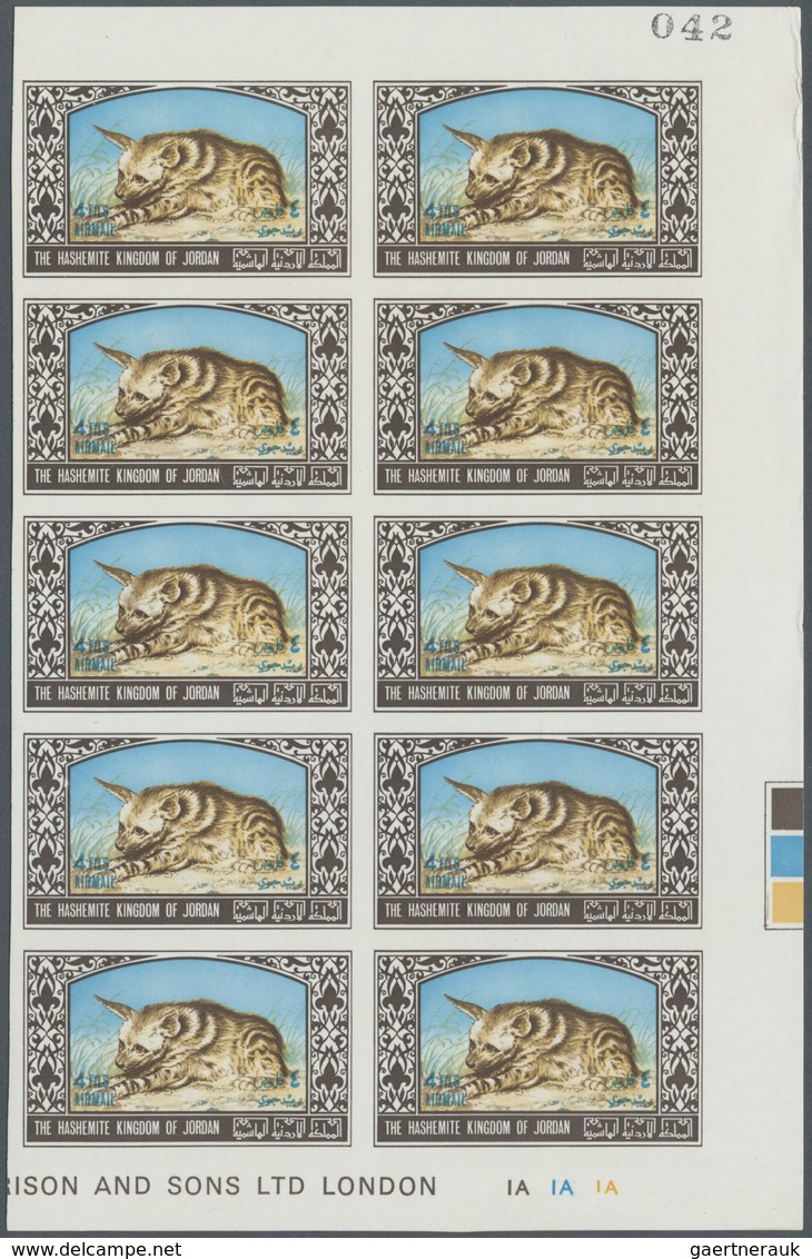 ** Jordanien: 1967, Animals, imperforate, complete set of six values as marginal plate blocks of ten, u