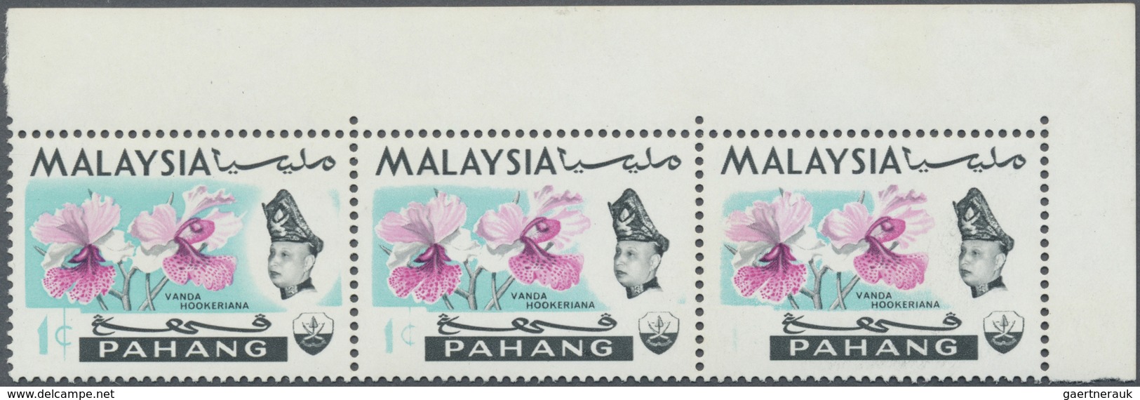 ** Malaiische Staaten - Pahang: 1965, Orchids 1c. 'Vanda Hookeriana' Horizontal Strip Of Three From Upp - Pahang