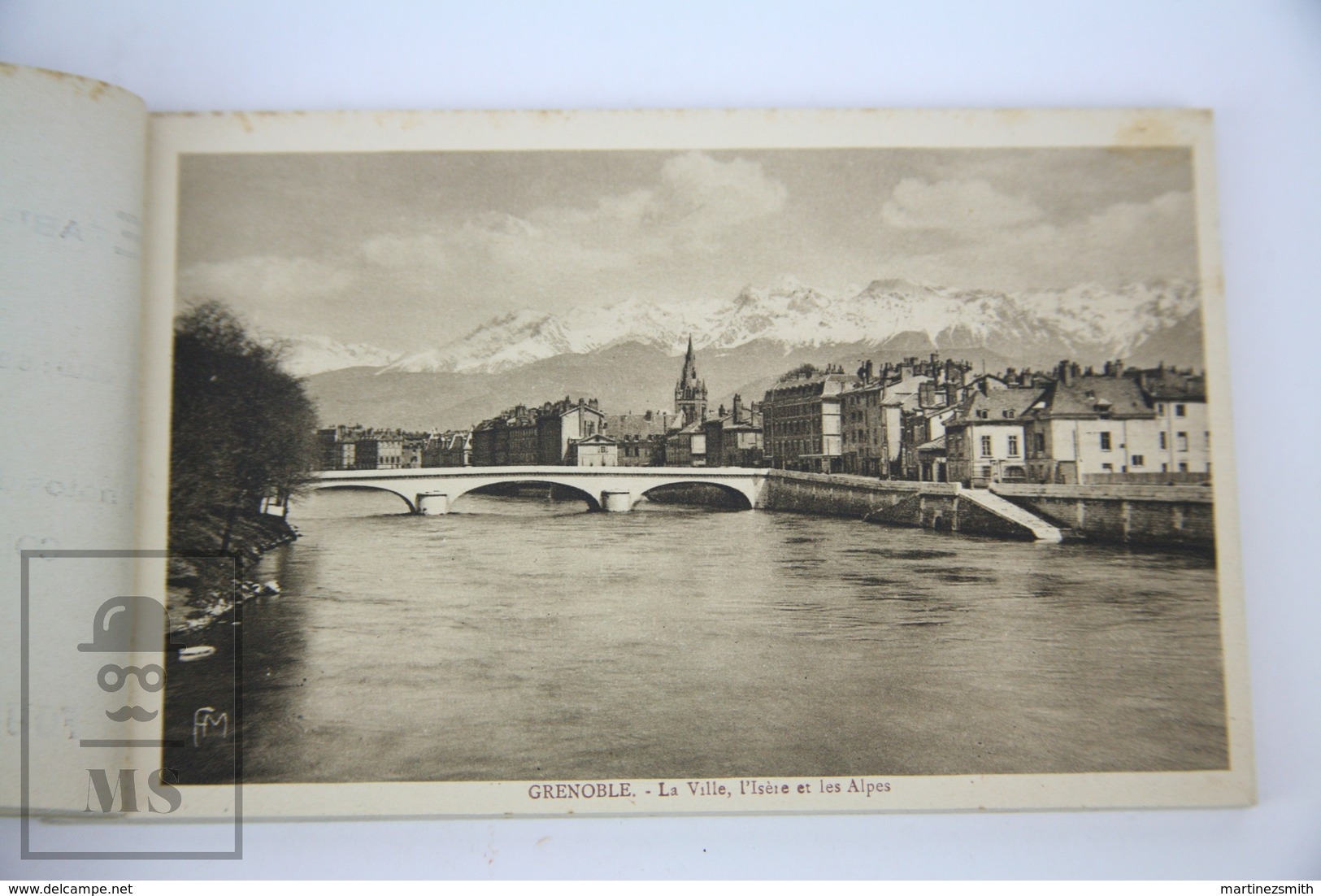 Old France Postcard Folder - Grenoble . Edit Martinotto Freres- 12 Different Views - Grenoble