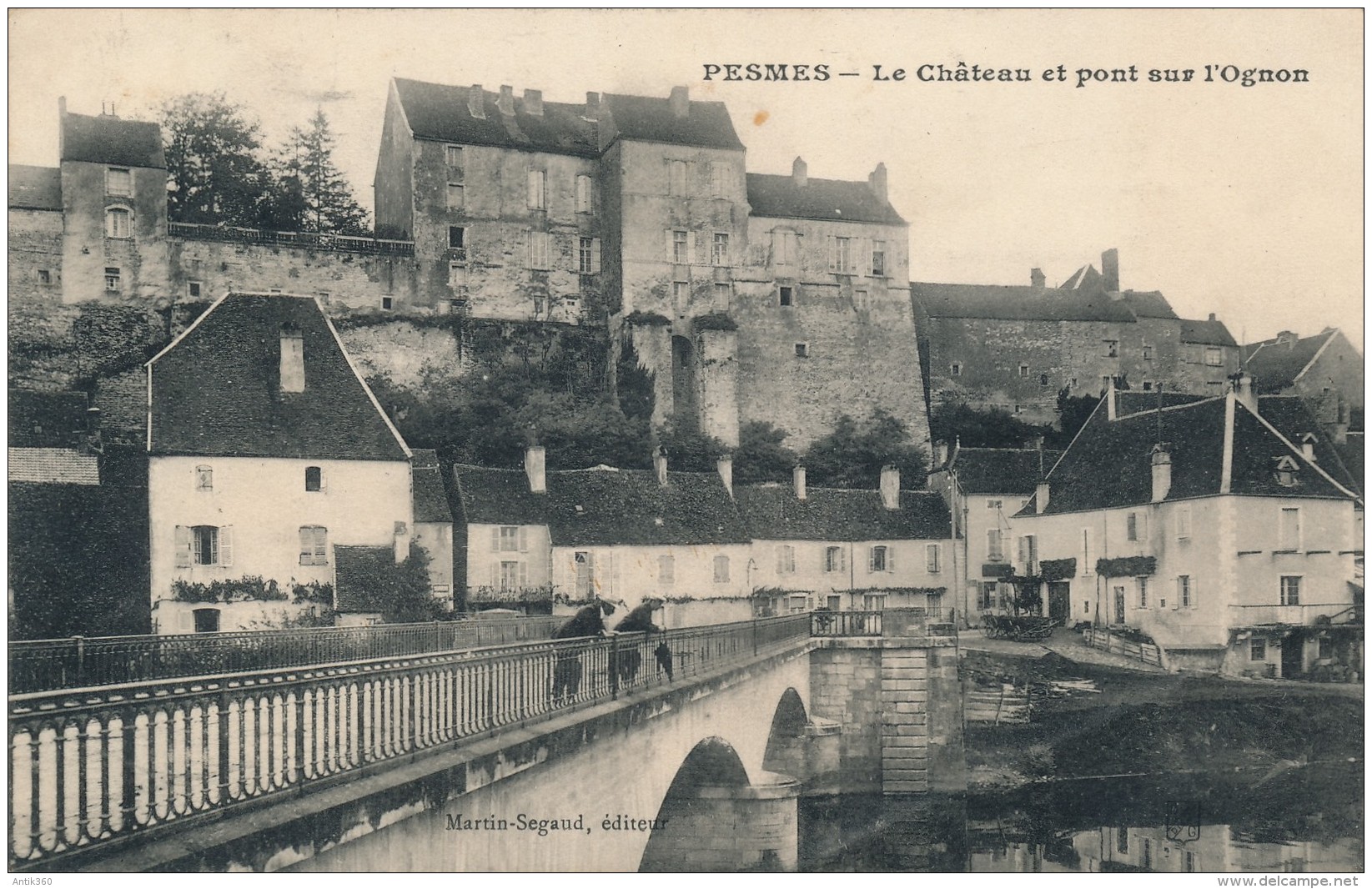 CPA 70 PESMES Le Château Et Pont Sur L'Ognon - Pesmes