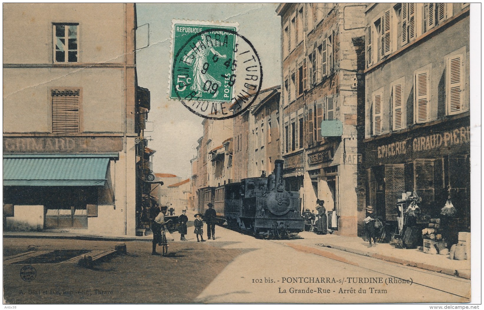 N72 - 69 - PONTCHARRA-SUR-TURDINE- Rhône - La Grande Rue - Arrêt Du Tram - Pontcharra-sur-Turdine