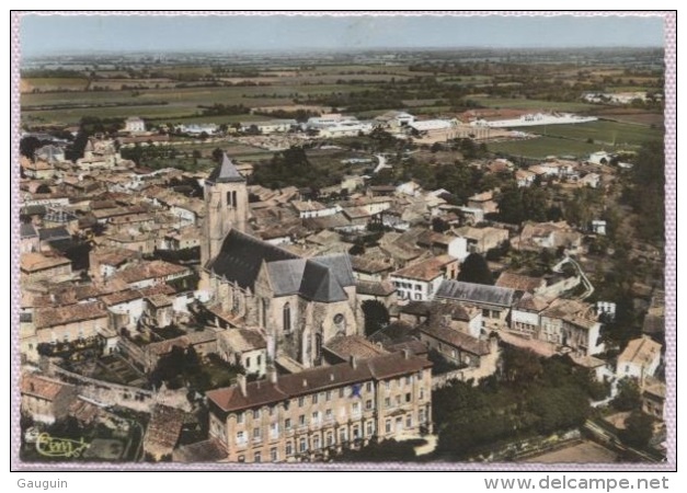 CPSM - CELLES S/ BELLE - VUE PANORAMIQUE AERIENNE - Edition Combier - Celles-sur-Belle