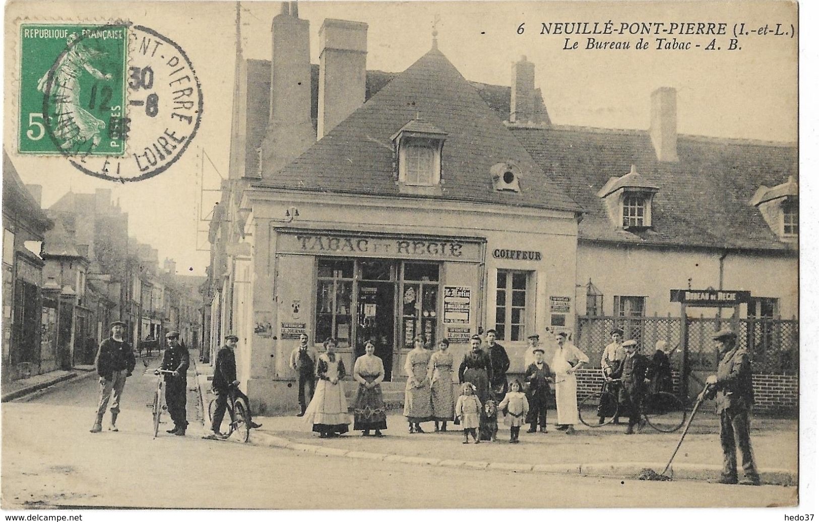 Neuillé-Pont-Pierre - Le Bureau De Tabac - Neuillé-Pont-Pierre