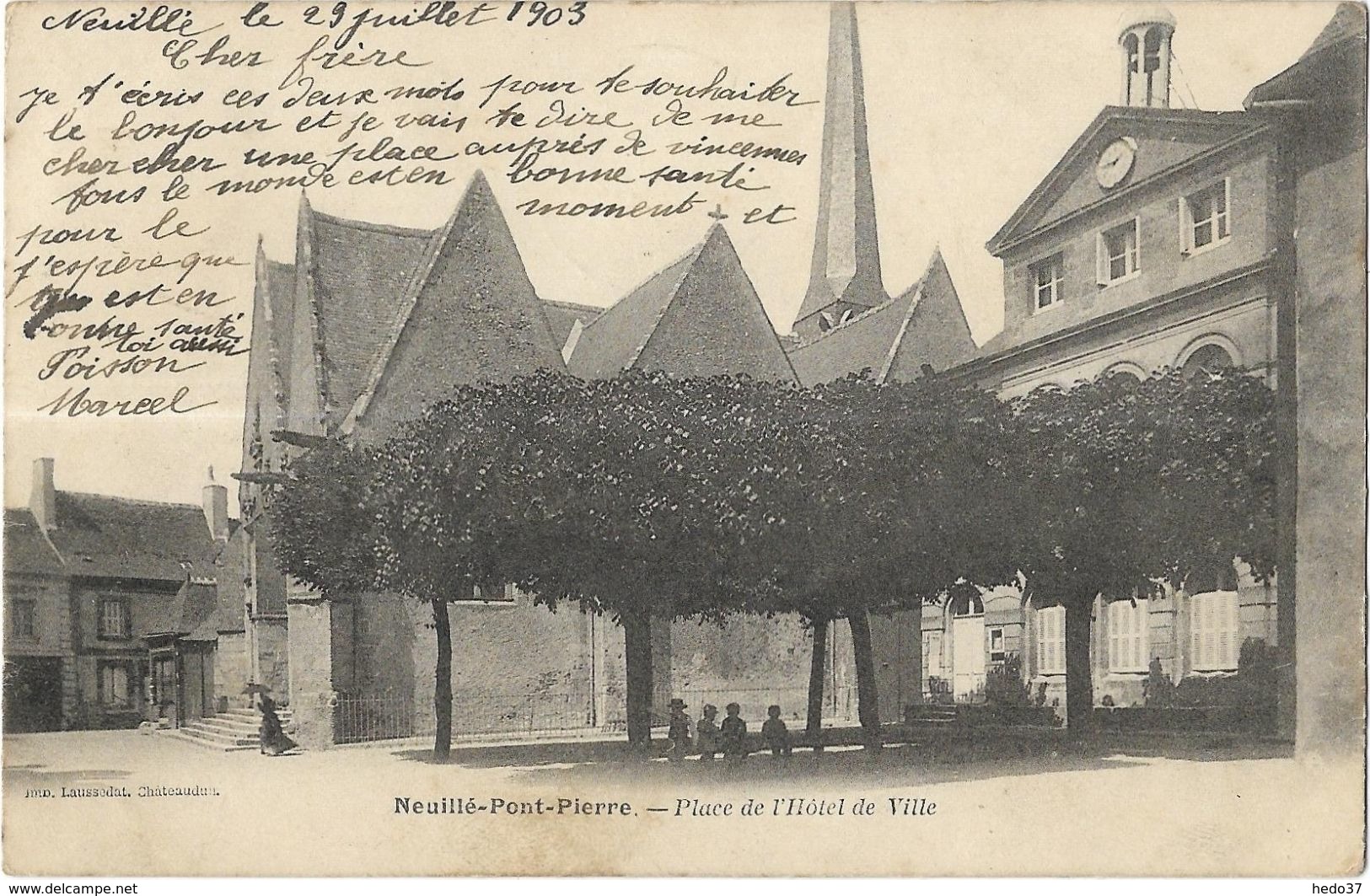 Neuillé-Pont-Pierre - Place De L'Hôtel De Ville - Neuillé-Pont-Pierre