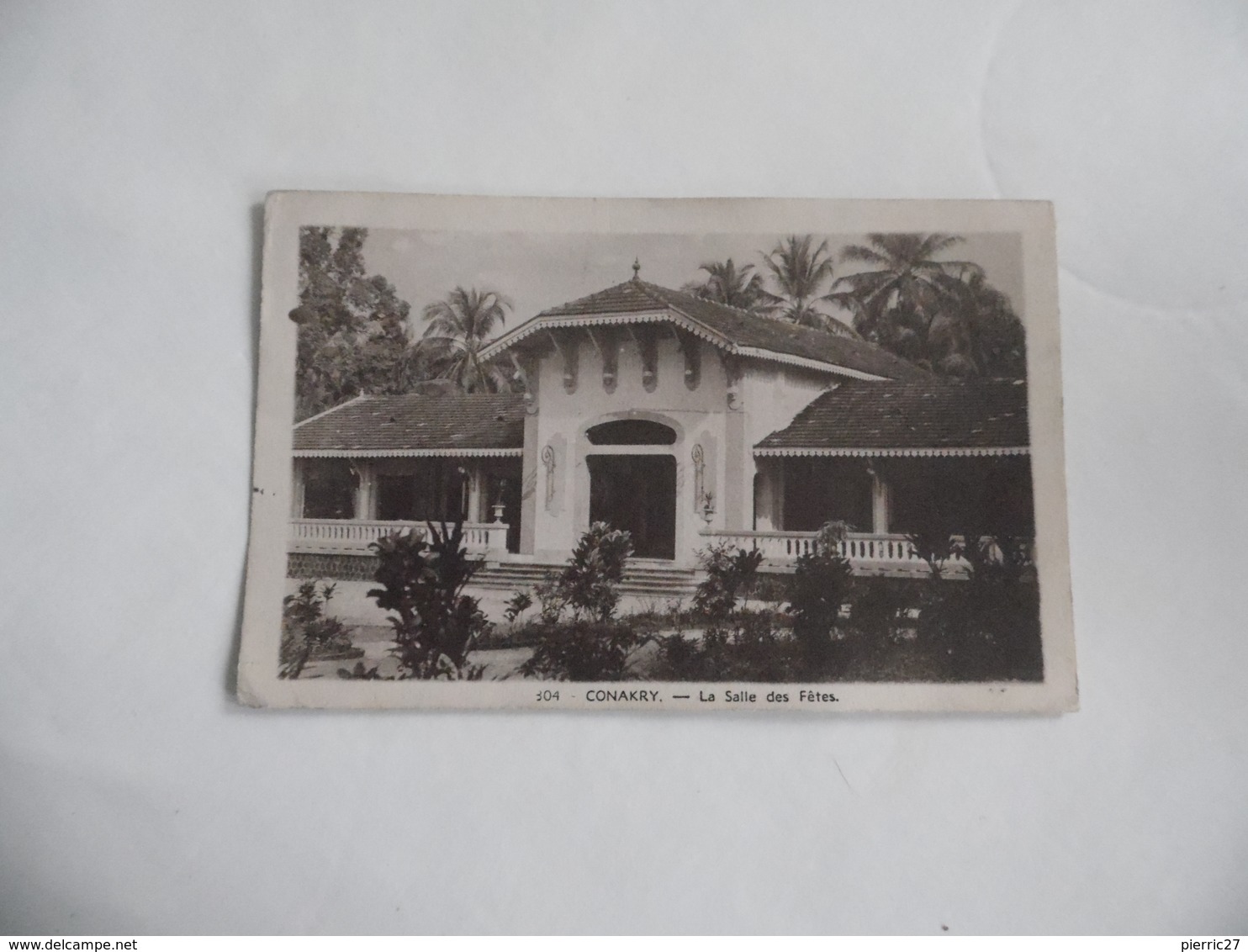 Cpa  Conakry  La Salle Des Fêtes - Guinée Française