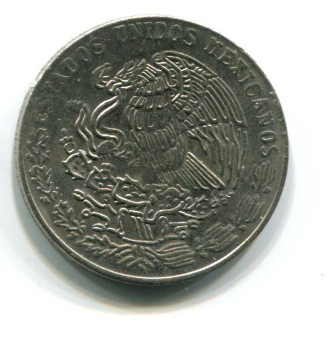 1981 Mexico 20 Centavos Coin - Mexico