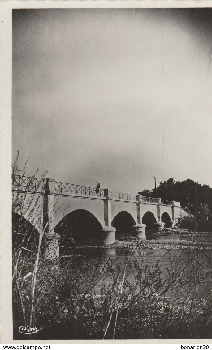 CPSM 84 CAMARET LE PONT D'AYGUES - Camaret Sur Aigues