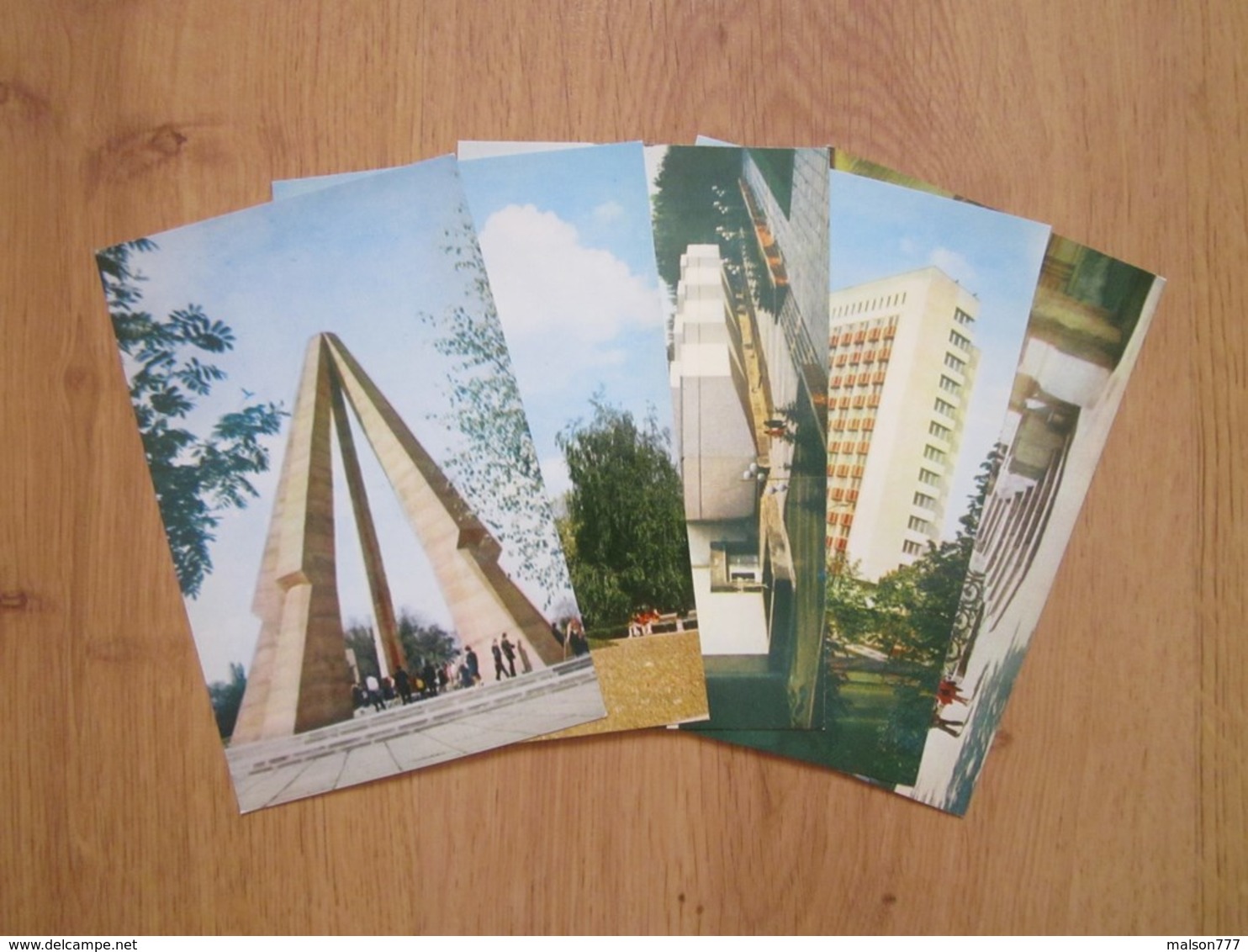 Kishinev Excursion Set Of 13 Postcards - Moldova