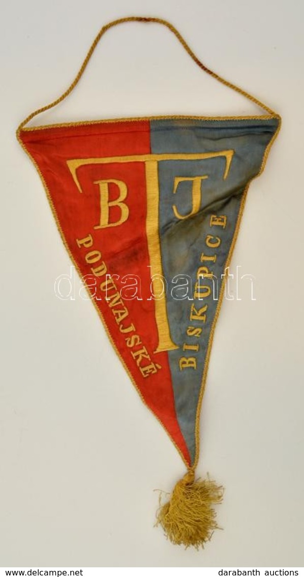 Cca 1970 Podunajske Biskupice Football Klub Hímzett Selyem Klub Zászló / Embroided Silk Club Flag 28 Cm - Andere & Zonder Classificatie