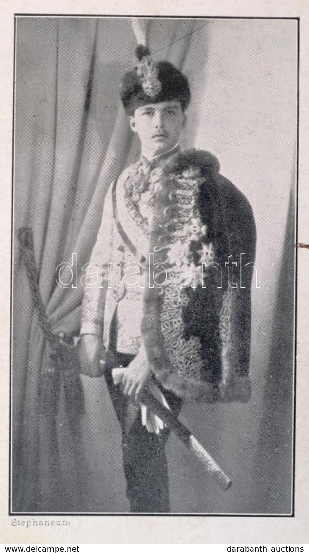 Cca 1920-1930 A Fiatal Habsburg Ottó Díszmagyarban, Stephaneum-ny., 14x9 Cm./
Cca 1920-1930 The Young Otto Von Habsburg, - Unclassified