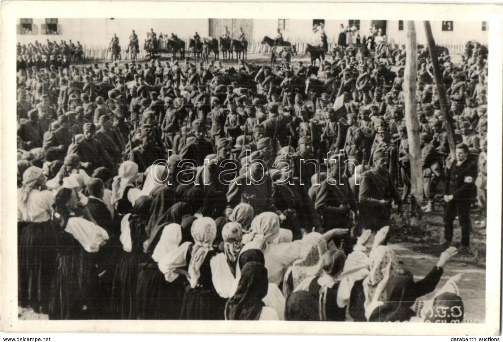 T2 1940 Beszterce, Bistritz, Bistrita; Bevonulás / Entry Of The Hungarian Troops '1940 Szászrégen Visszatért' So. Stpl - Zonder Classificatie