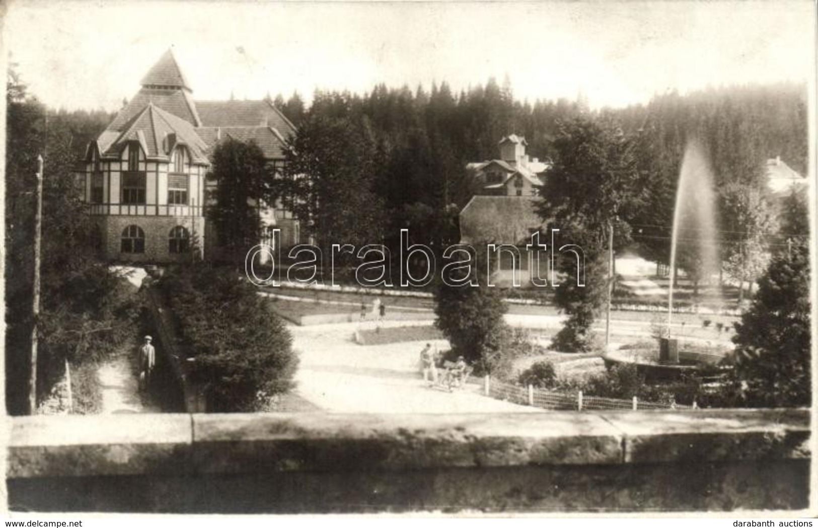 T4 1934 Borszék, Borsec; Szökőkút, Villák / Fountain, Villas, Georg Heiter Photo (b) - Unclassified