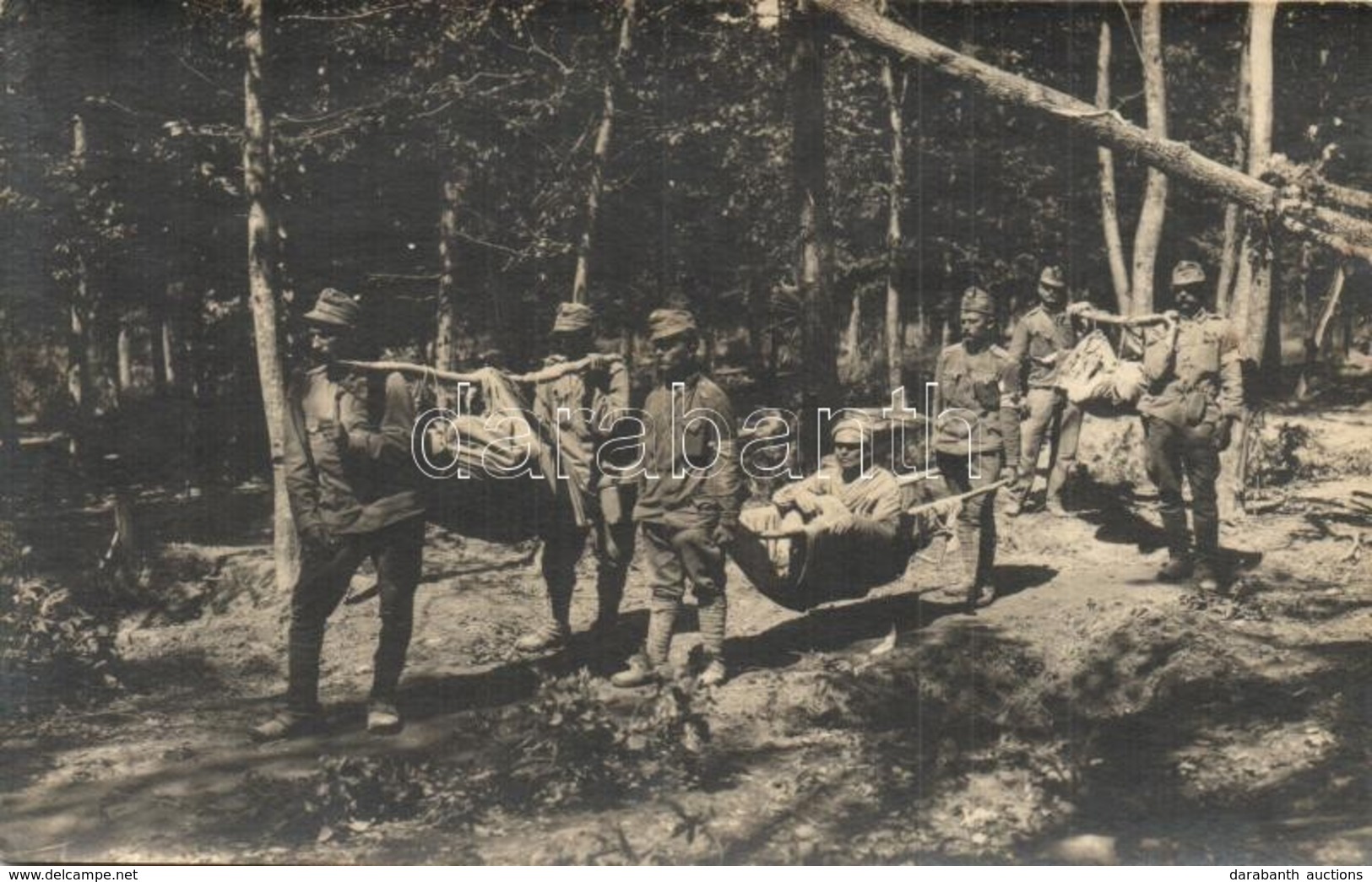 ** T2 Első Világháborús Magyar Vöröskeresztes Katonák Olasz Sebesülteket Szállítanak / WWI K.u.K. Hungarian Red Cross So - Unclassified