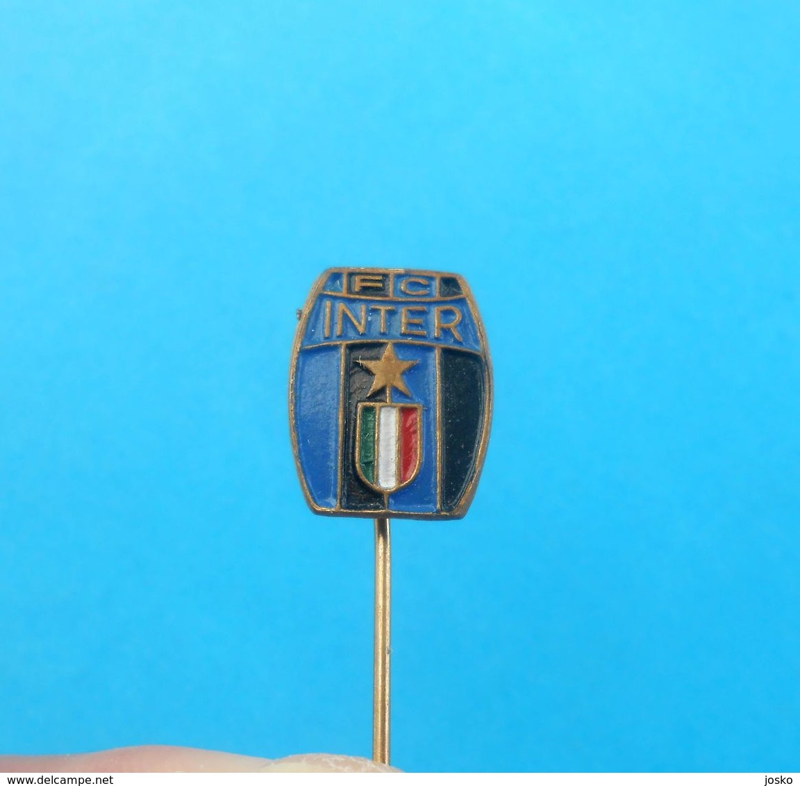 FC INTER ( Internazionale Milano ) Italy Football Soccer Club Vintage Pin Badge Fussball Calcio Italia Distintivo Spilla - Football