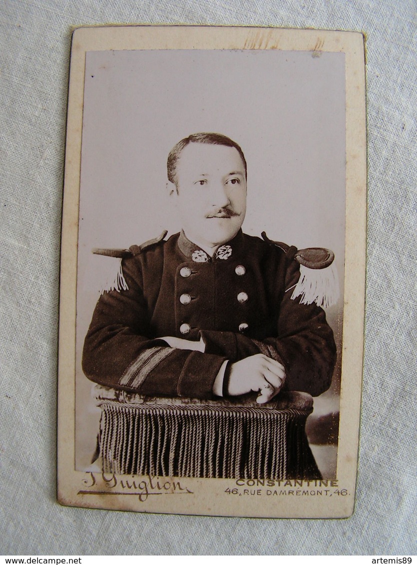 Ancienne  Cdv  Militaire A Identifier  Guiglion Constantine   N 15 - Guerre, Militaire