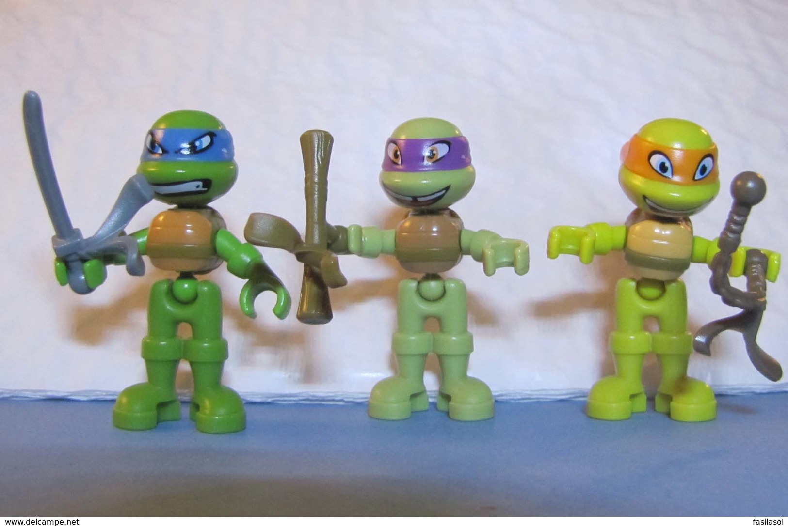 Kinder 2017 : Teenage Mutant Ninja Turtles Avec 3 BPZ (3 Figurines) + Cadeaux Surprises - Cartoons