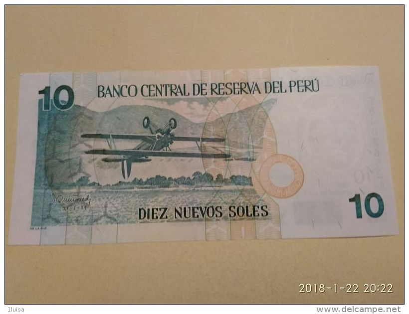 10 Solrs 2001 - Perú