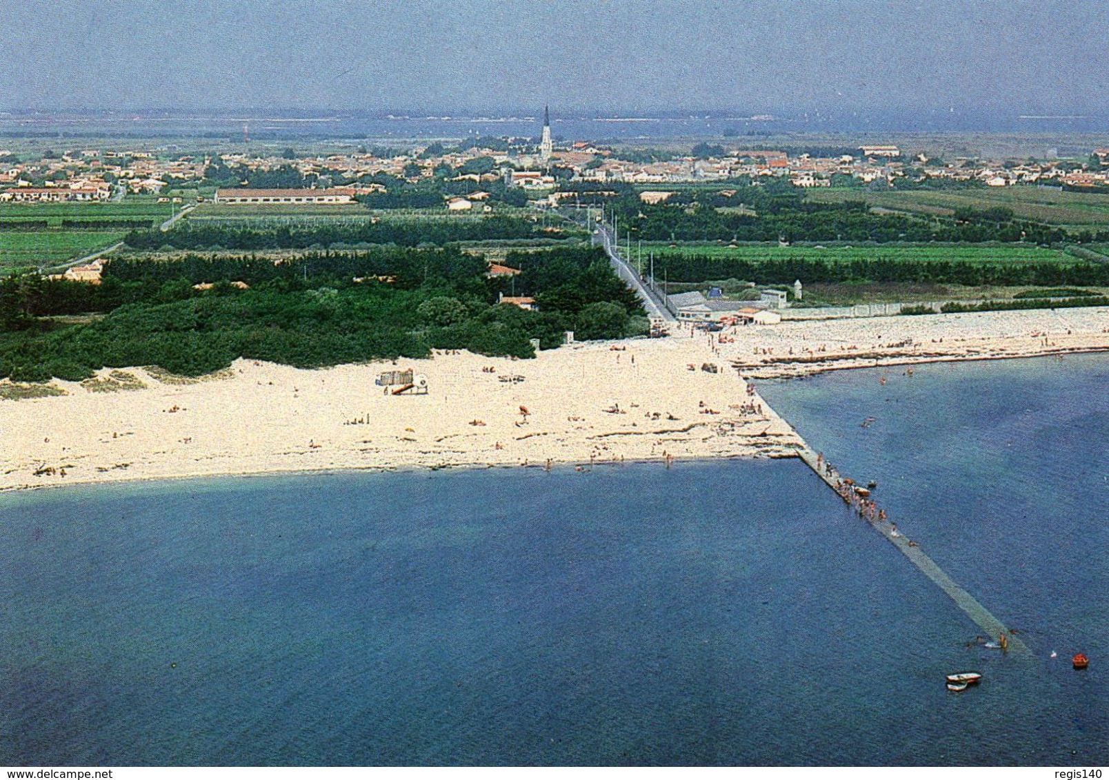 Ars En Ré  (Charente-Maritime) La Grange - La Plage - Ile De Ré