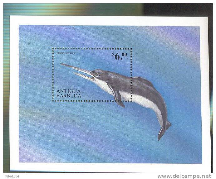 ANTIGUA & BARBUDA  2254 MINT NEVER HINGED SOUVENIR SHEET OF DINOSAURS - Prehistorisch