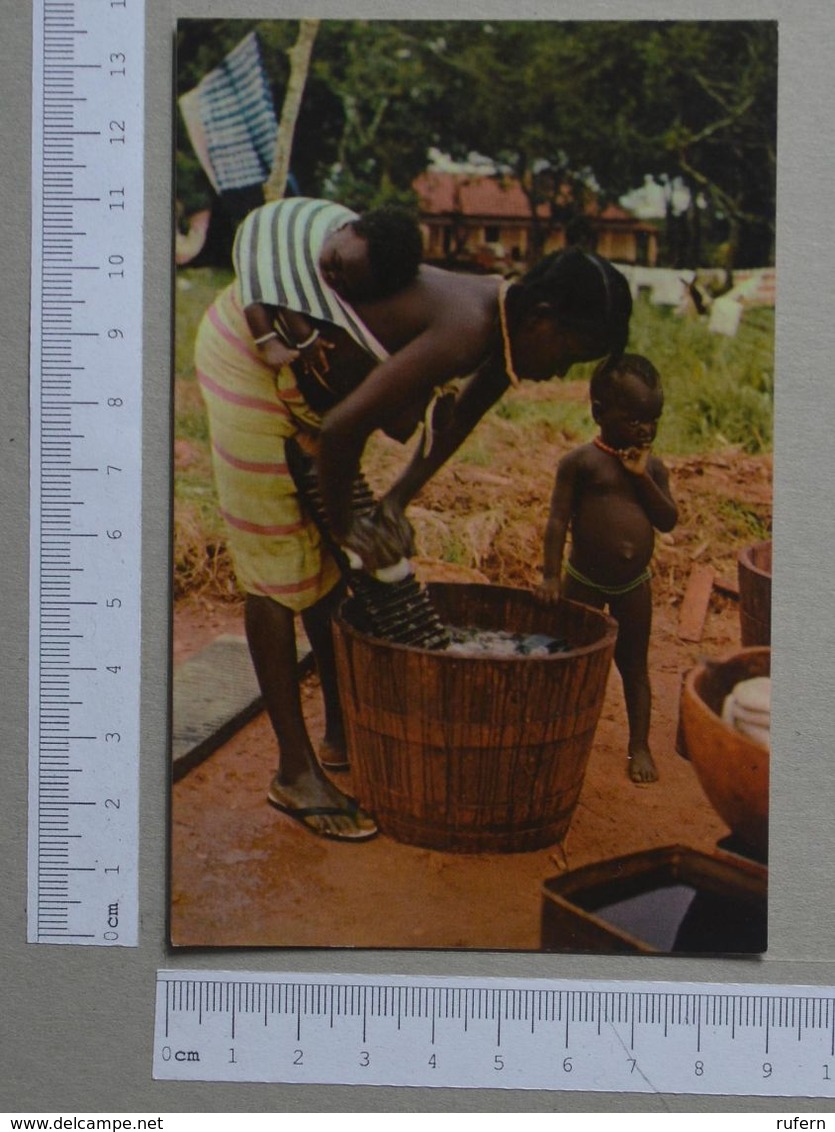GUINÉ    - LAVADEIRA NATIVA  -  FULAUNDA - 2 SCANS  - (Nº19966) - Guinea-Bissau