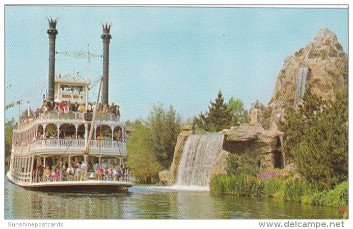 Disneyland Mark Twain Sternwheel Riverboat - Disneyland