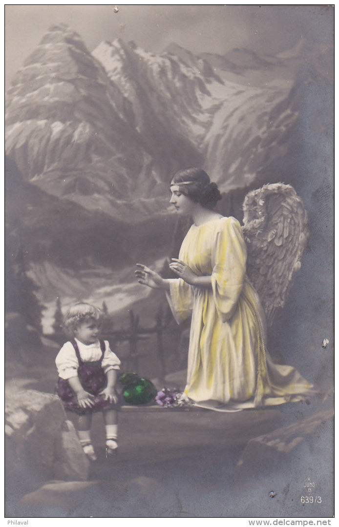 Un Ange Et Un Petit Enfant - Angels