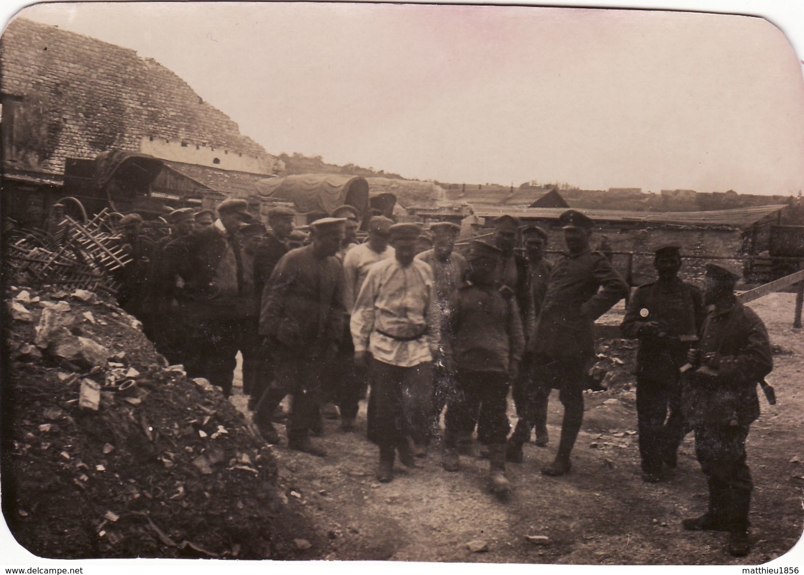 Photo 14-18 VIGNEULLES-LES-HATTONCHATEL - Prisonniers Russes Au Travail (A187, Ww1, Wk 1) - Vigneulles Les Hattonchatel