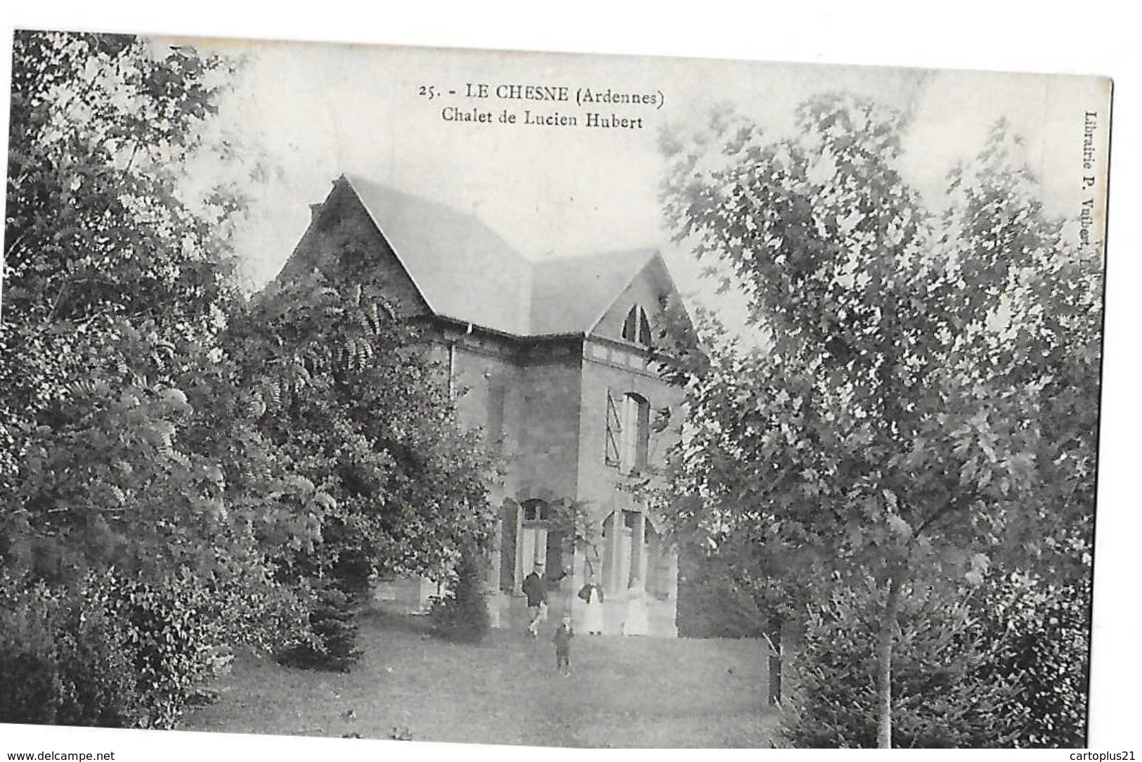 LE CHESNE N 25 CHALET DE LUCIEN HUBERT    PERSONNAGES      DEPT 08 - Le Chesne