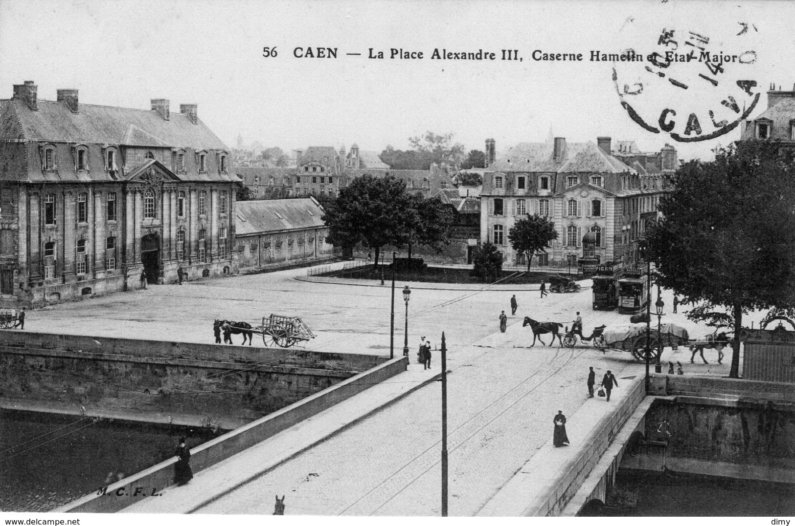 Cpa Caen 14 Calvados La Place Alexandre Caserne Hamelin Et Etat Major - Caen