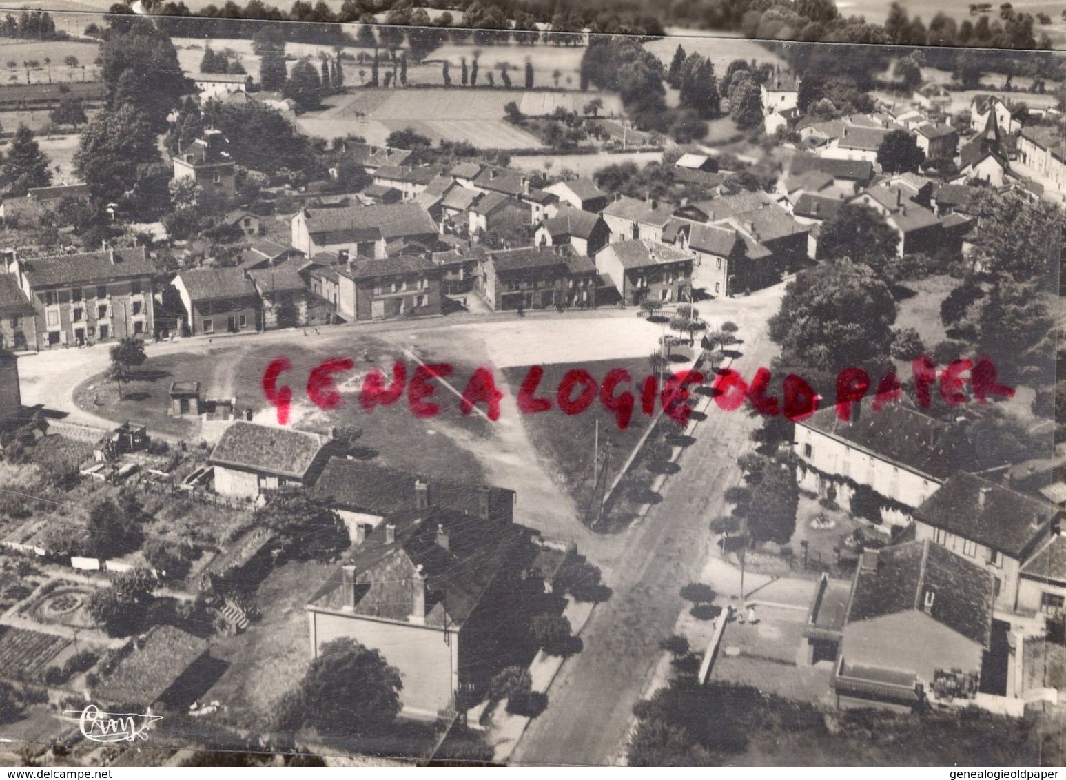 87- MEZIERES SUR ISSOIRE  - VUE AERIENNE -1952 - Meziere Sur Issoire