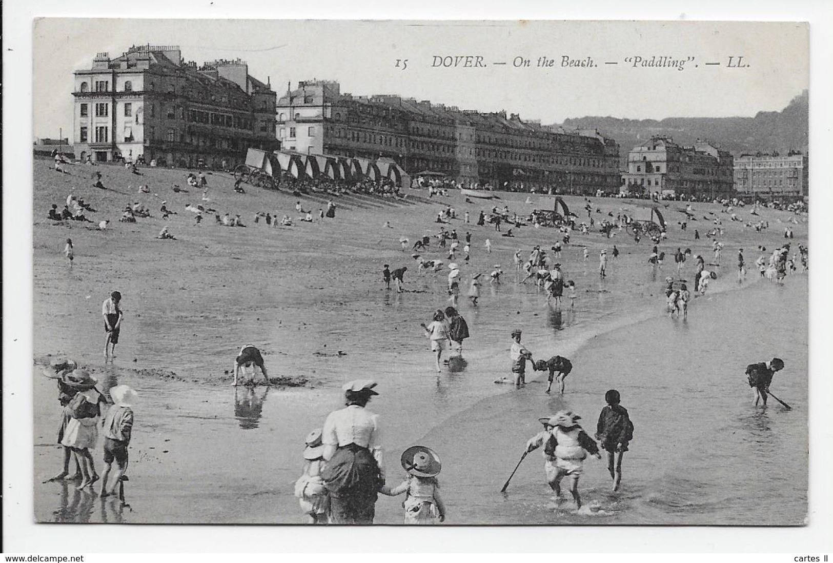 DC 1067 - DOVER - On The Beach. - "Paddling" - LL 15 - Dover