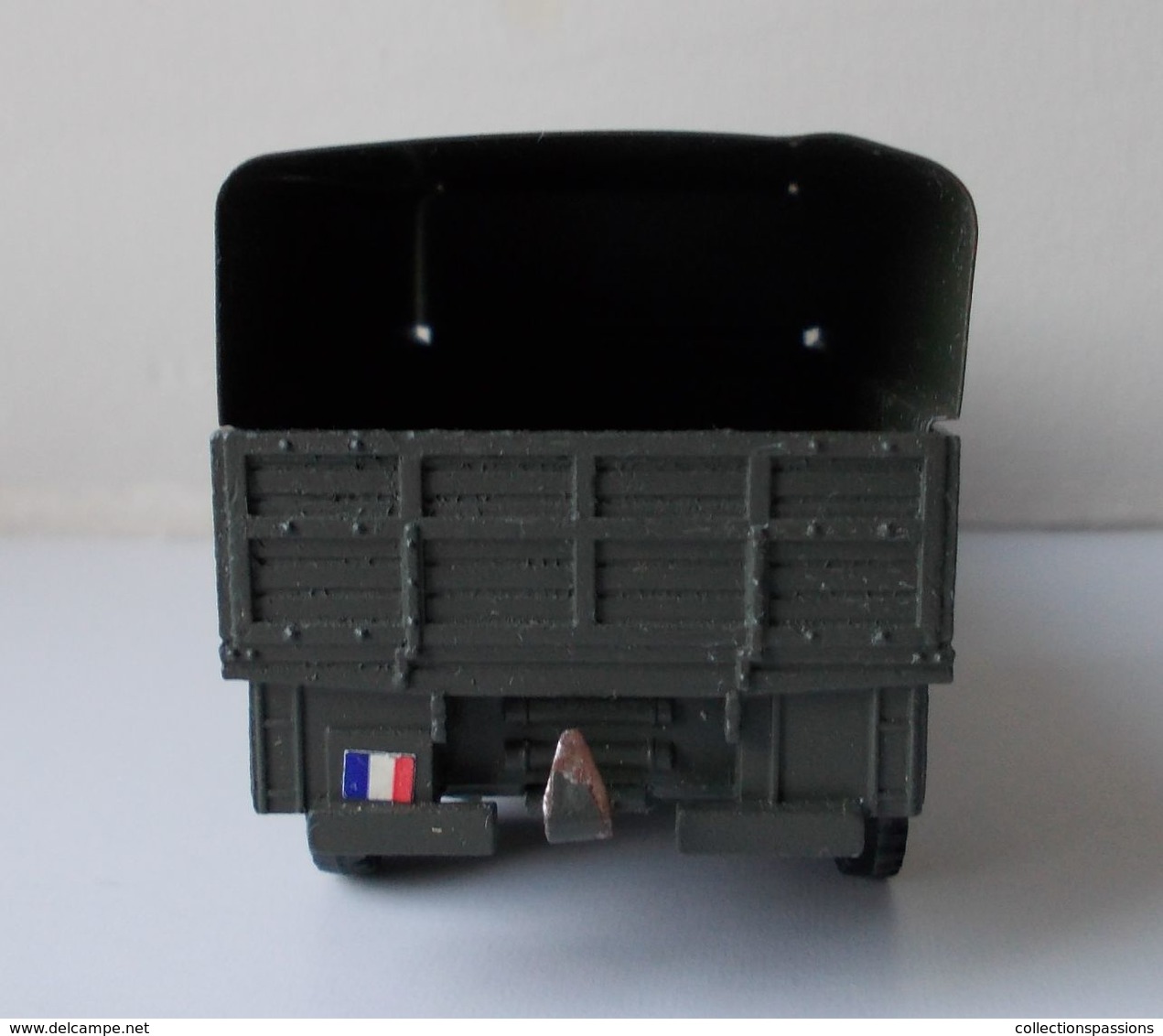 - Camion Militaire - BERLIET. Tous Terrains - Dinky Toys - - Militari