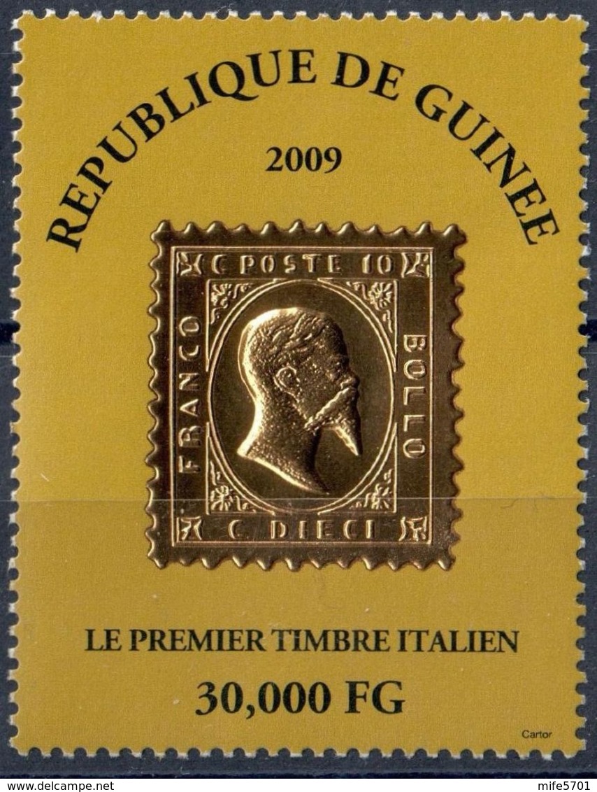 LE PREMIER TIMBRE ITALIEN 30,000 FG - 2009 - SU PICCOLA LASTRA D'ORO - NUOVO ** - Guinea (1958-...)