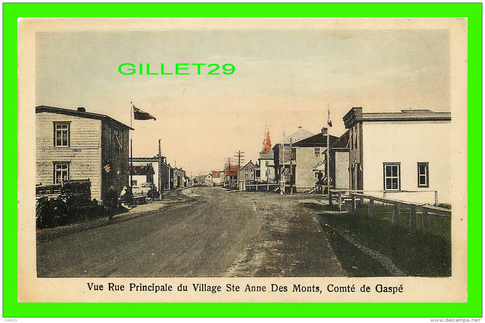 STE ANNE DES MONTS, QUÉBEC - VUE RUE PRINCIPALE DU VILLAGE - ANIMÉE - - Autres & Non Classés