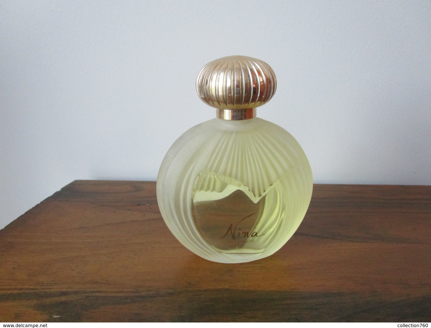 RICCI NINA - NINA - EDT - FLACON FACTICE Marqué "LALIQUE"   - 200 ML - Hauteur 14 CM - Factices