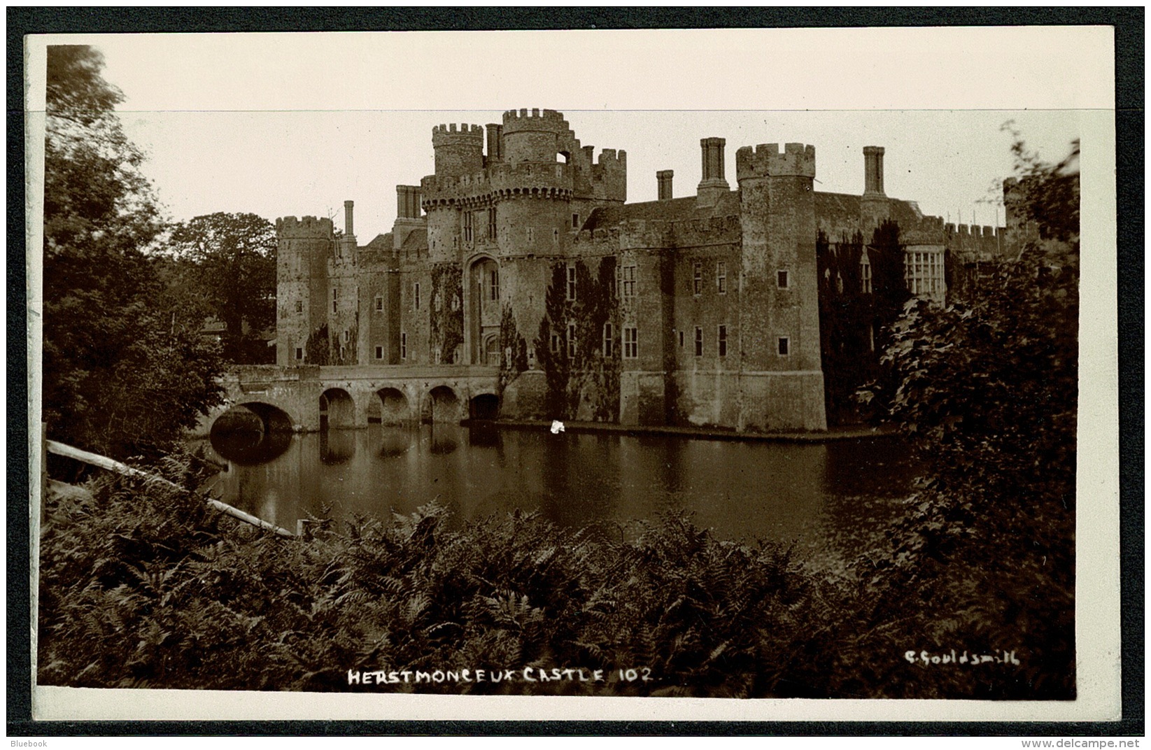 RB 1180 -  Real Photo Postcard - Herstmonceux Castle Sussex - Otros & Sin Clasificación