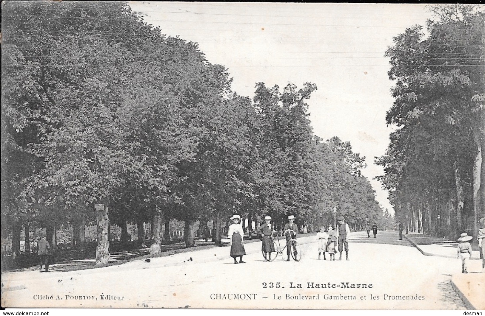 CHAUMONT - Le Boulevard Gambetta Et Les Promenades. - Chaumont