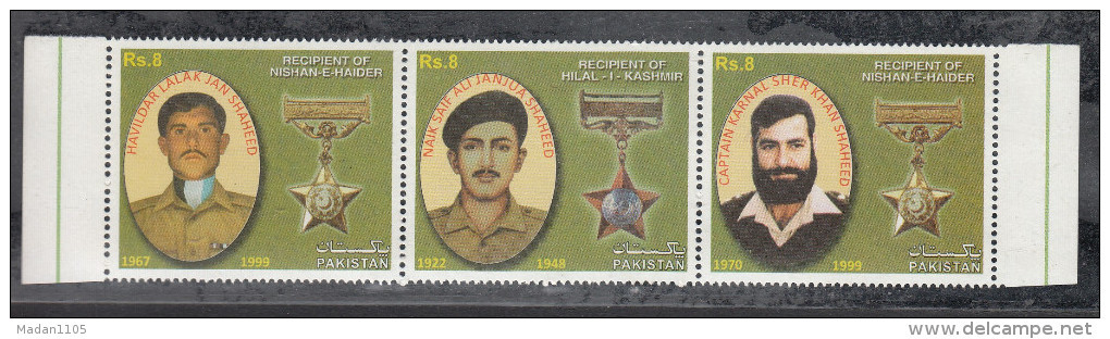 PAKISTAN, 2013, National Heroes, Decoration Awardees,  3 Values Set Setenant,  MNH(**). - Pakistan