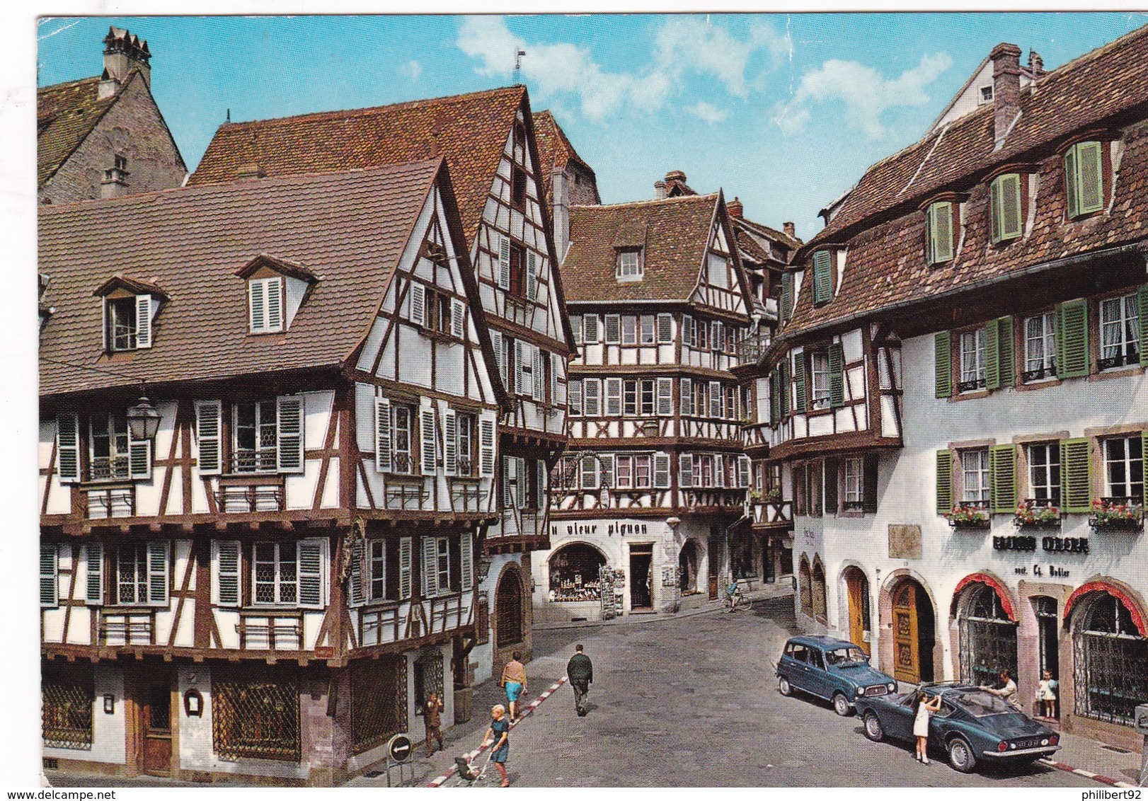 Colmar. L'entrée De La Rue Des Marchands. - Colmar