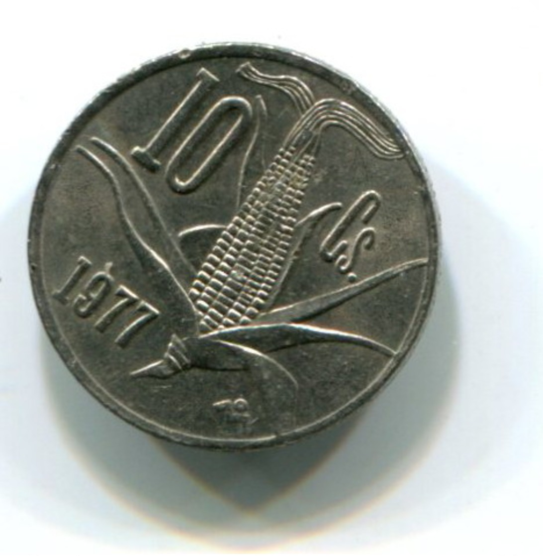 1977 Mexico 10 Centavos Coin - Mexico