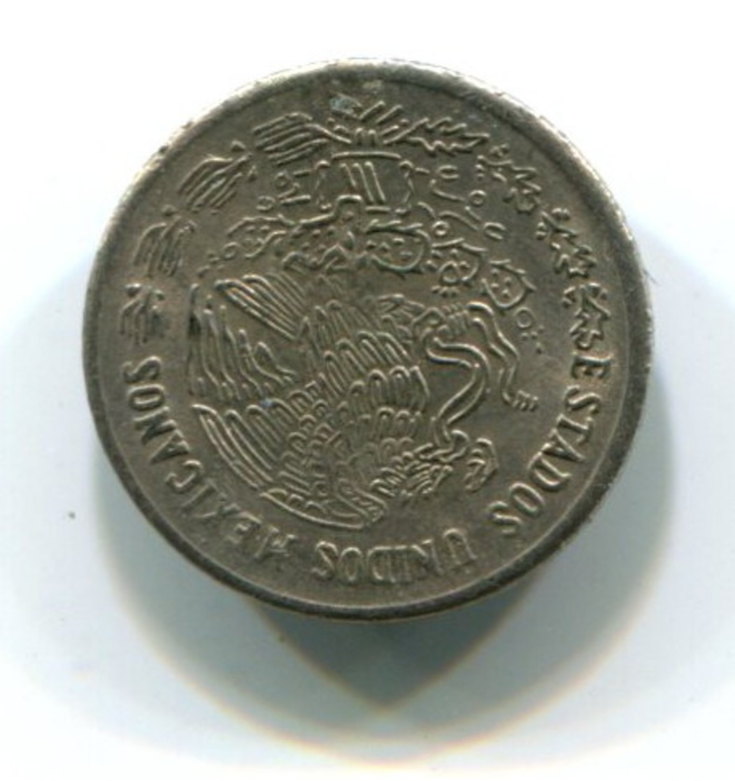 1977 Mexico 10 Centavos Coin - Mexico