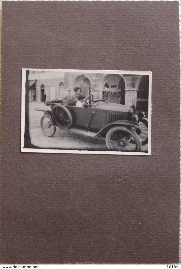 OLD CAR CA. 1920 - Voitures De Tourisme