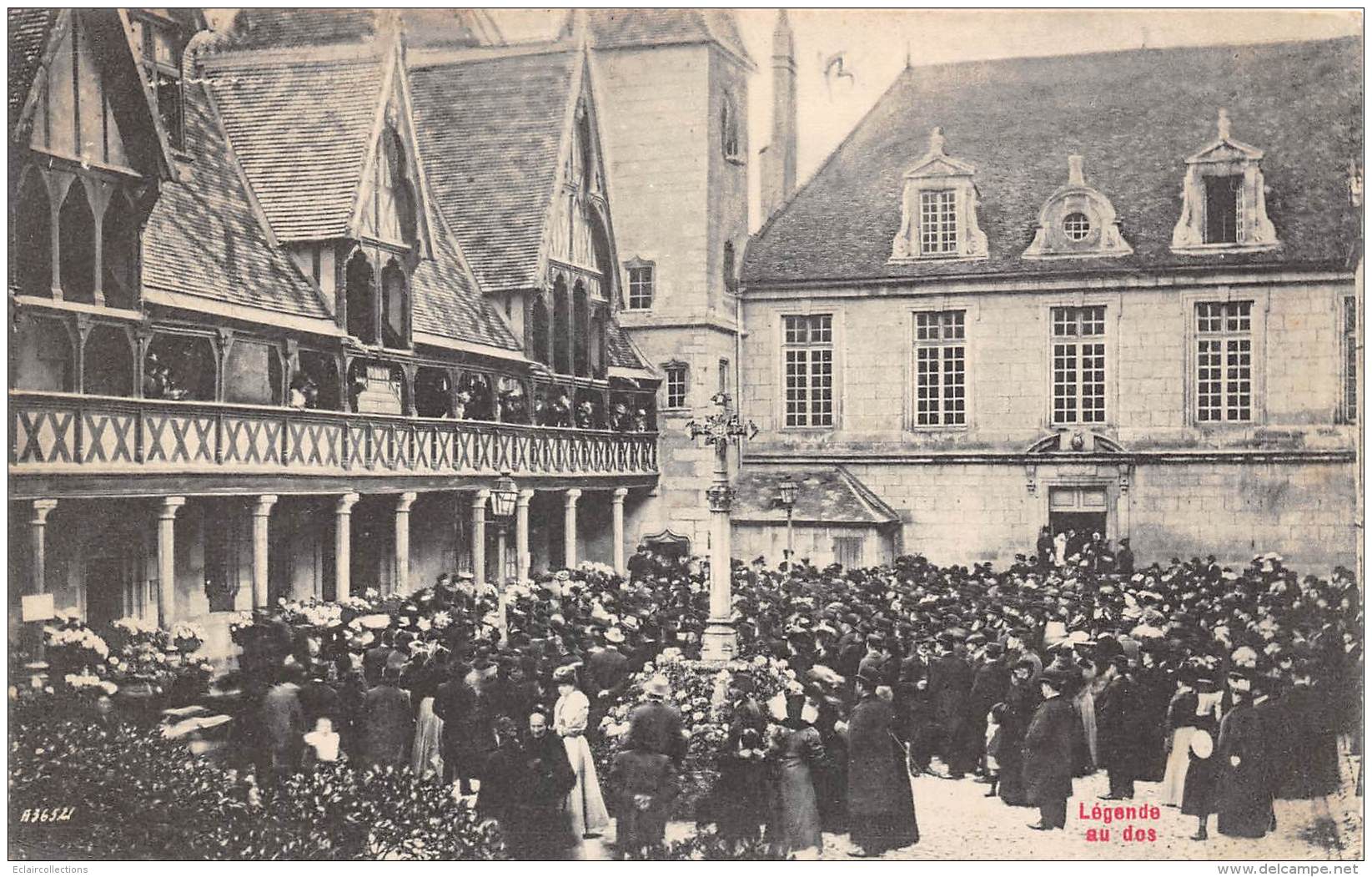 Beaune    21      Hospice Pendant La Vente Du Vin        ( Voir Scan) - Beaune